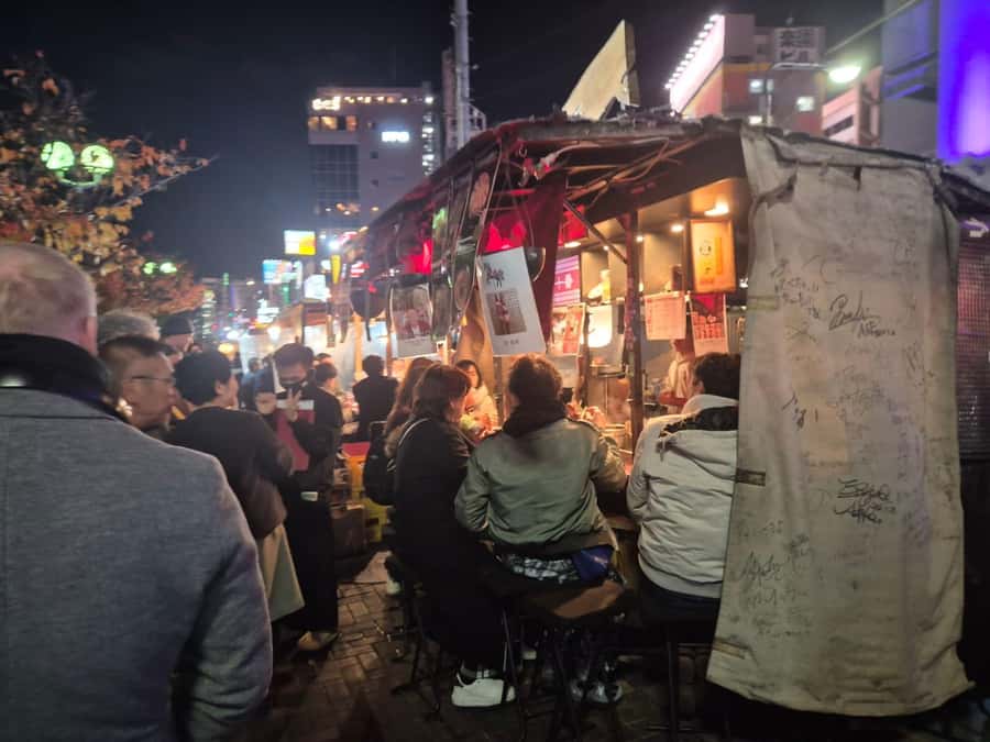 Fukuoka: Private Nightlife and Hidden Gems Tour with a Local - Ohori Park and quieter choices