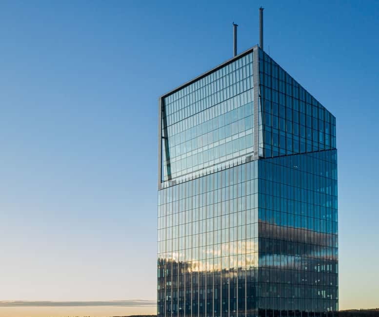 Gdańsk: Olivia Star Sky-High Views, Dinner, and Cocktails - Why Olivia Star works as a Gdańsk evening plan