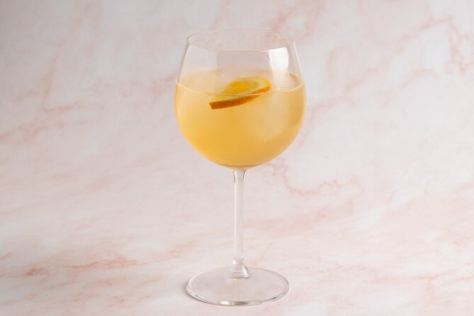 Greek cocktails and wines in Pagrati - Pagrati gives the evening a local feel
