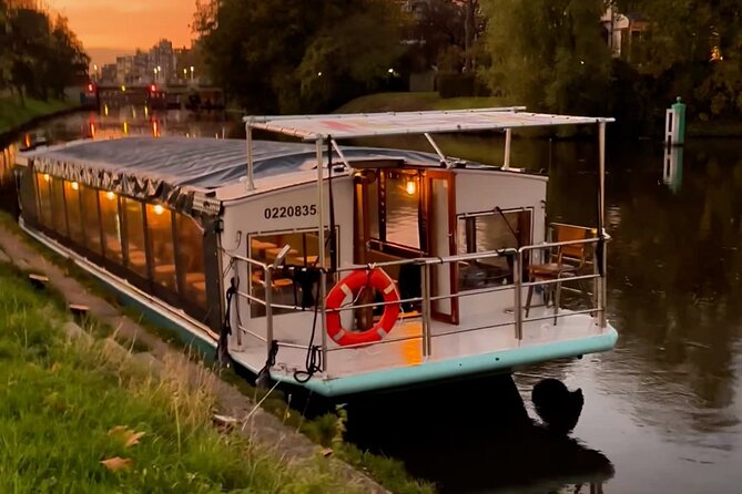 Groningen: Terrace Boat Experience with a Cozy Bar: 1.5 Hours - What kind of boat trip is this?