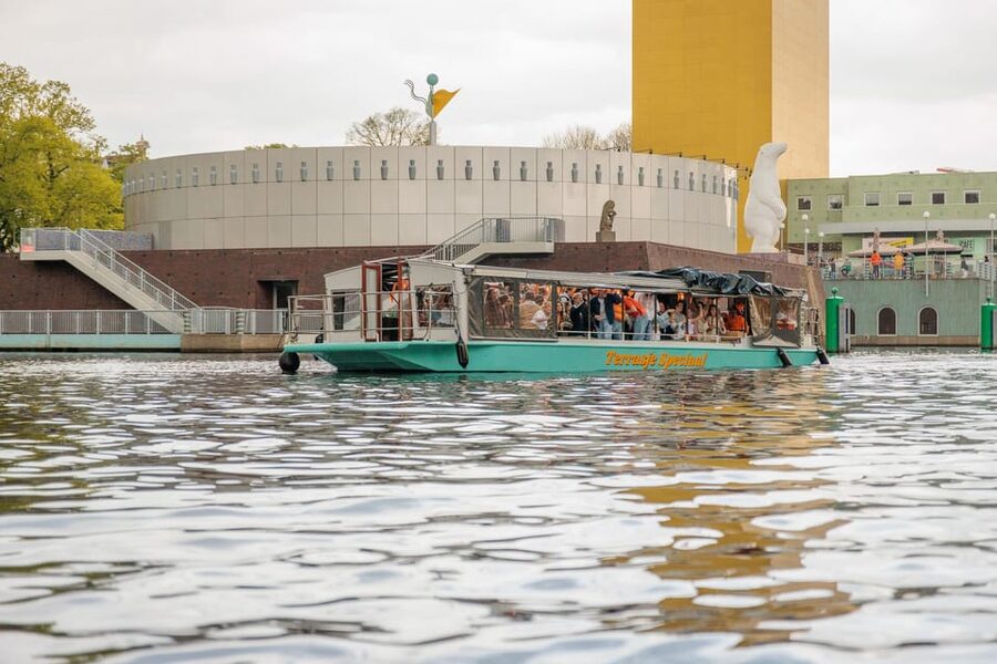 Groningen: Terrace Boat Experience with a Cozy Bar - Finding the boat beside Groningen Central Station