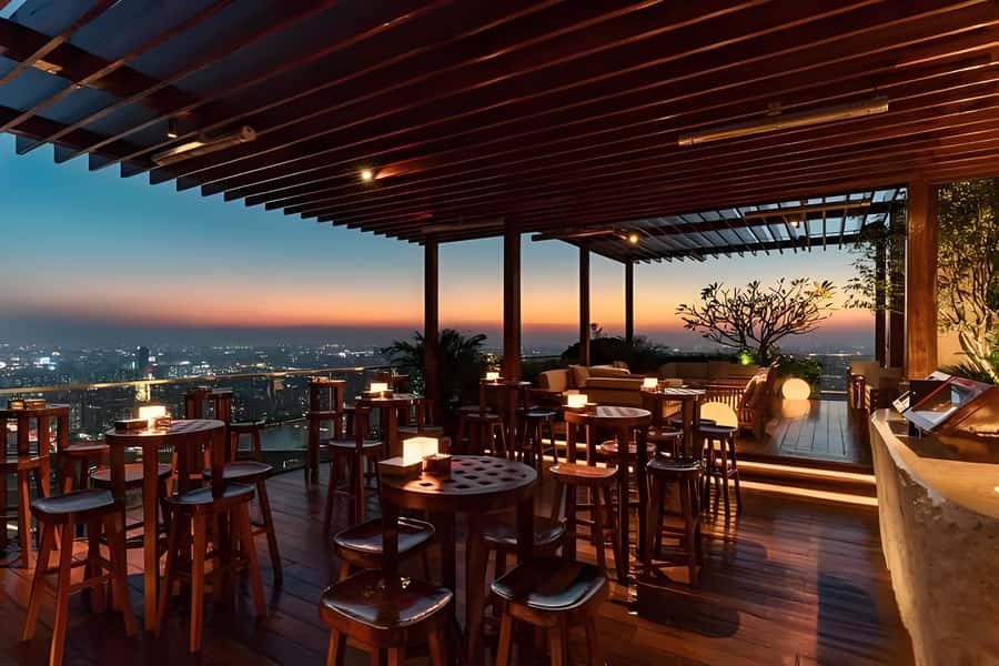 GuangZhou: 70 Floor RoofTop openair Bar, Sunset & Light Show - What arrives on the snack menu