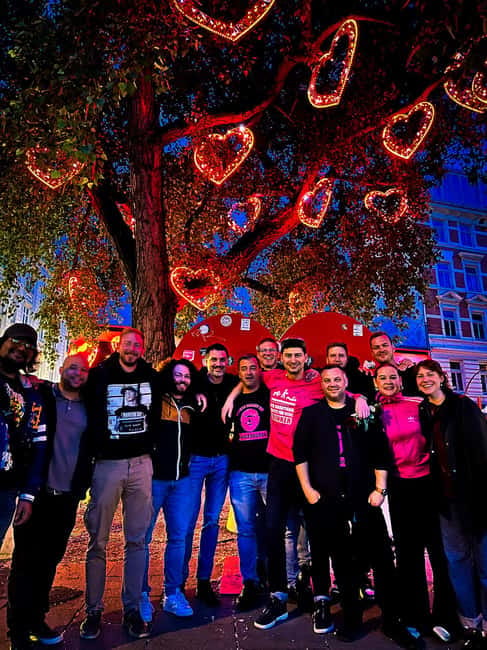 Hamburg: Pubcrawl & Nightlife Tour at St.Pauli - Key points at a glance