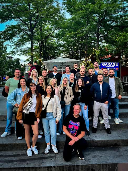 Hamburg: Pubcrawl & Nightlife Tour at St.Pauli - What each stop adds