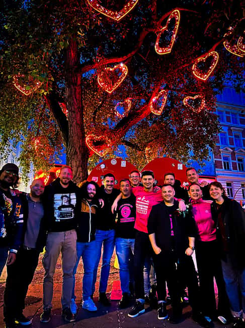 Hamburg: Pubcrawl & Nightlife Tour at St.Pauli - Who will enjoy this most?