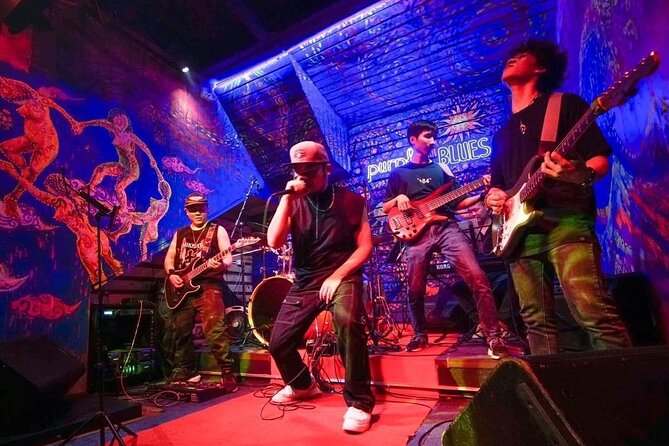 Hanoi Bar-Pub Experience Nightlife With Local Expert - Practical details that affect your night