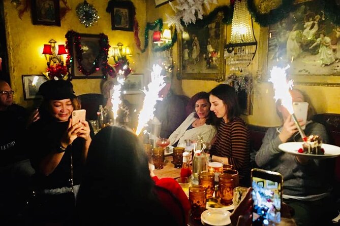 Hidden Bar and Speakeasy Night Tour NYC - What the guides add to the evening