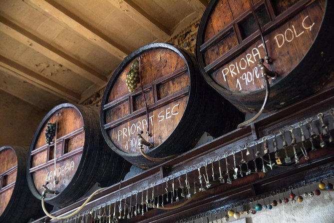 Hidden Bars & Authentic Tapas Journey - Meeting Atair and settling into the walk