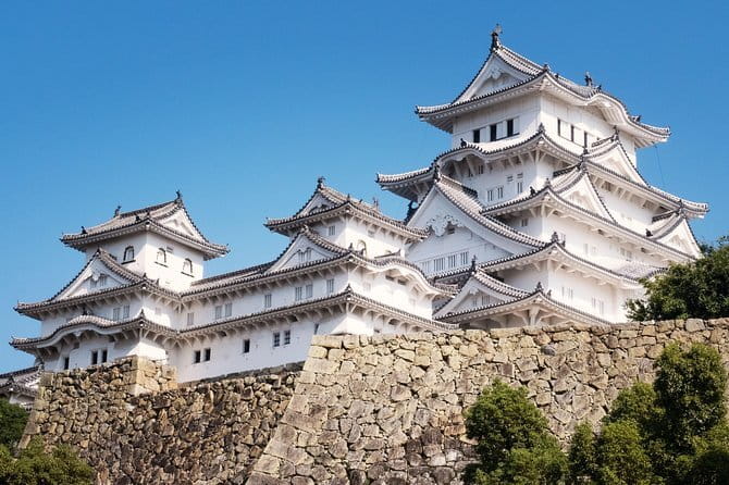 Himeji Bar Hopping Tour - Sho, Yu, and the value of a local guide