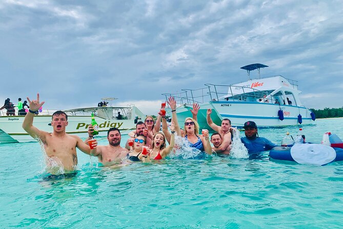 Hip Hop adult only Party Boat with Unlimited drinks& sand-bar - The natural pool and sandbar-style water time