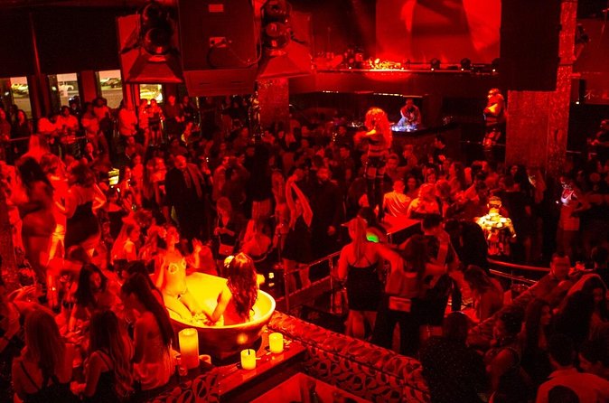 Hip Hop Party Bus Club Crawl - Ghostbar and the 55-story view
