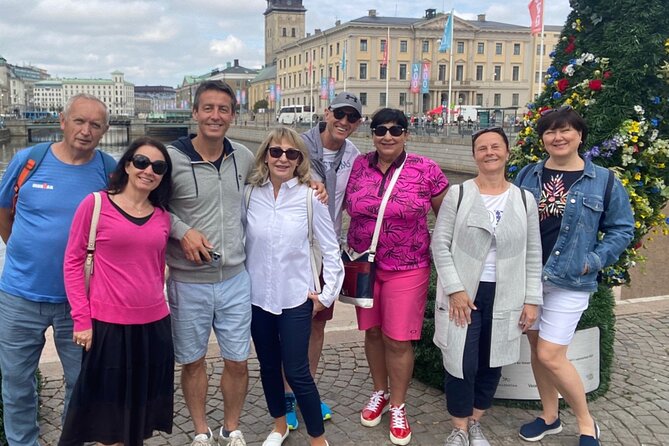 Historical Walking Tour in Restaurant and Bars in Central City - Starting at Gustav Adolf’s Square at noon