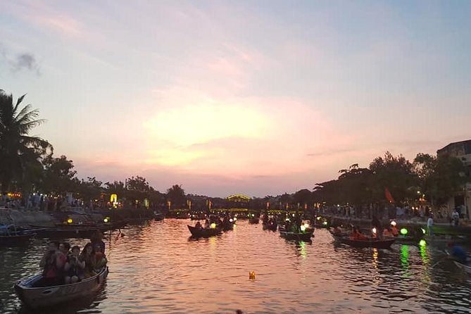 Hoi An Nightlife Tour with Hoi An Ancient Walking Tour, Boat Ride, Night Market - What the $75 price really covers