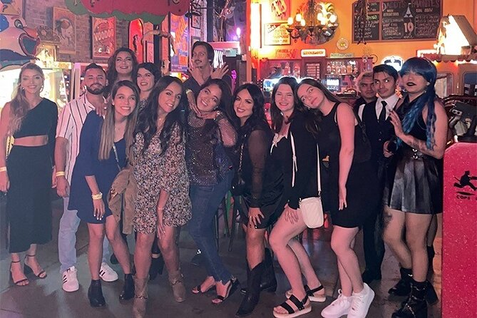 Hollywood Club Crawl in Los Angeles - Following the changing Hollywood lineup