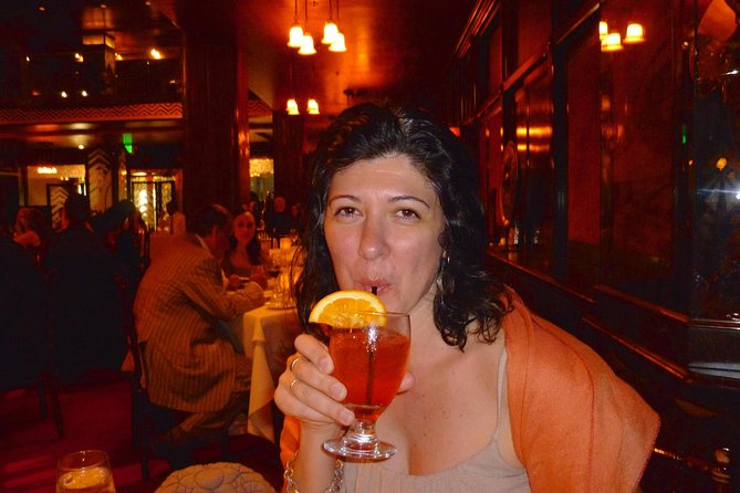 Hollywood Speakeasy Bar Tour - Starting at the Pantages and the old Hollywood story