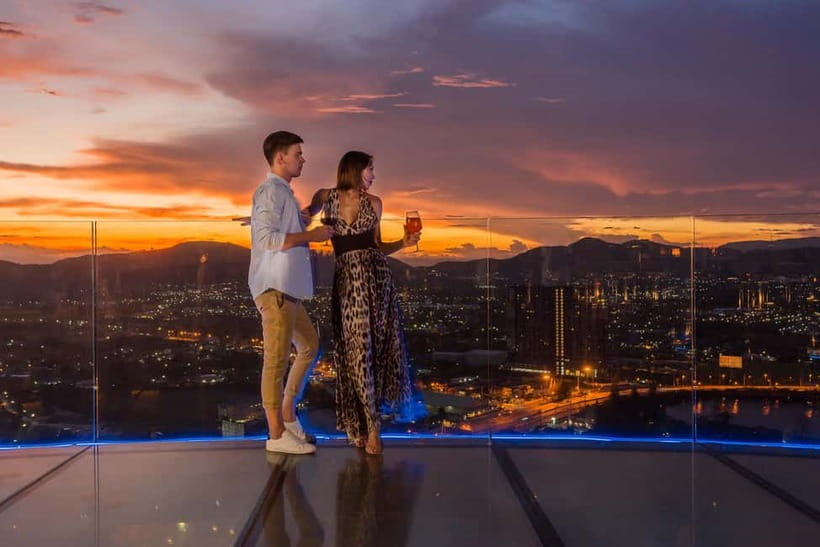 Hua Hin: Vana Nava Sky Bar Rooftop at Holiday Inn - Key points to know before booking
