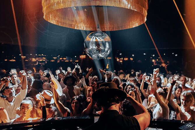 Ibiza: 4 x Nightclub & Pool Party Pass - Chinois Ibiza keeps the focus on the dance floor