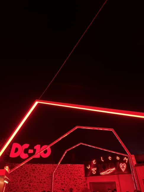Ibiza: Nightlife Insider Tour with Pre-Club Drinks - Choosing between Pacha, Hï, Amnesia, and UNVRS