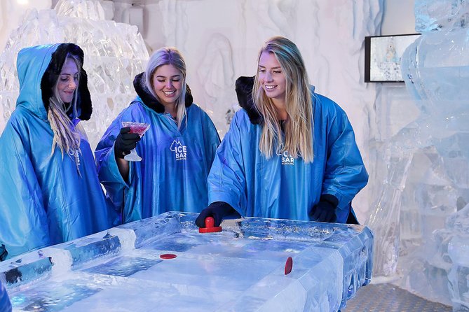 Ice Bar Tour in Melbourne with Cocktails - How the cold changes the 45-minute visit