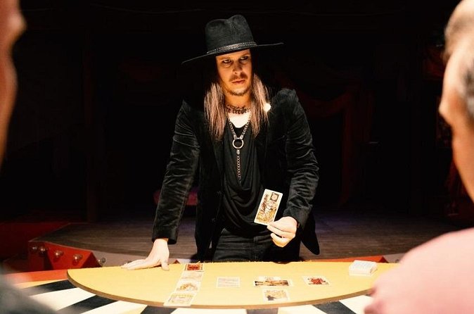 Immersive Magic Experience with Craft Cocktails in London - What the high rating tells you, and what it does not