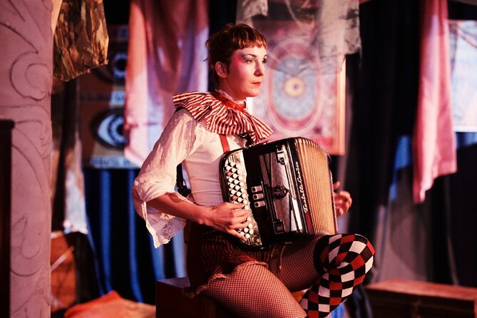 Immersive Magic Experience with Craft Cocktails in London - A 110-minute performance built around participation