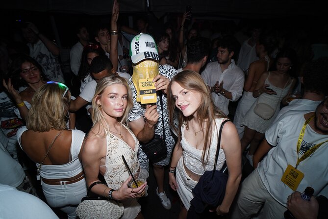 Istanbul Nightlife Pub Crawl: 4 Venues, 4 Shots - What the group size means for your night