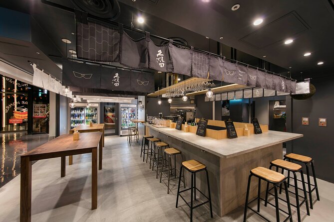 Japanese Sake & AI Leisurely Tasting Plan at Kubota Sake Bar - Practical details that can affect your visit