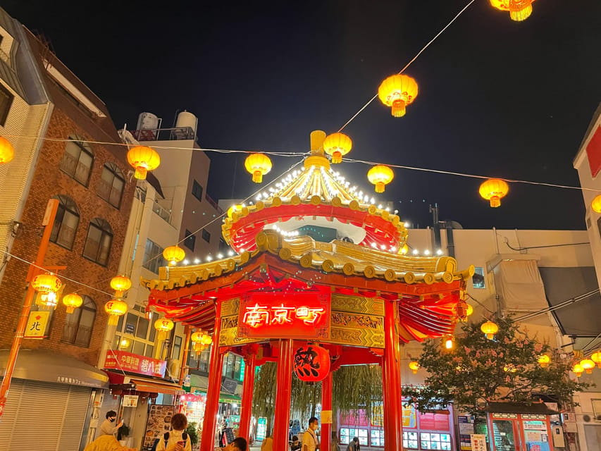 Kobe: Bar Hopping Tour with a Local Guide - Moving to the second atmospheric bar