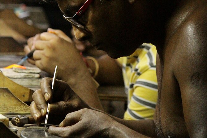 Kolkata Midtown Madness- A Street Food & Nightlife Tour - What the $43.60 price really covers