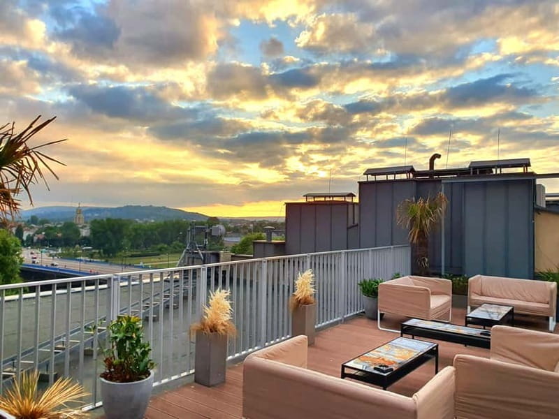 Krakow: Hidden Rooftop Bar Reservation with 1 Cocktail - Key points to know before booking