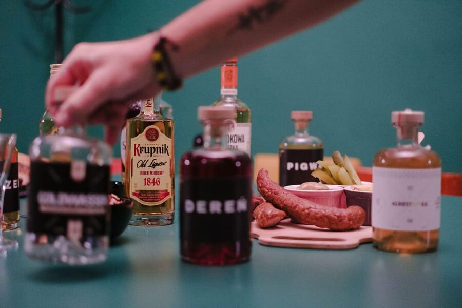 Krakow: Vodka Tasting in Hidden Bar - Stories, history, and a friendly guide