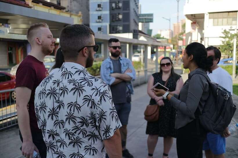 Kuala Lumpur: Nightlife Street Food Tour with 6 Tastings - Why this food tour works for first-time visitors
