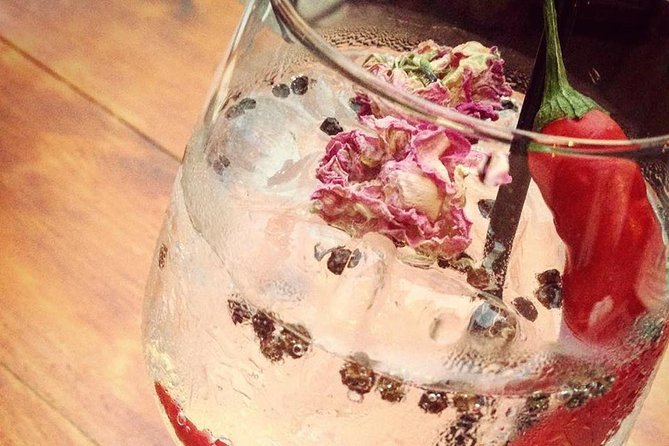 Larnaca Shake n' Make: Cypriot Flavours Cocktail Making Class 3hrs - A cocktail class built around Cyprus
