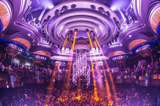 Las Vegas Club Crawl - Party Bus Tour - Starting at 9:30 pm on the Las Vegas Strip