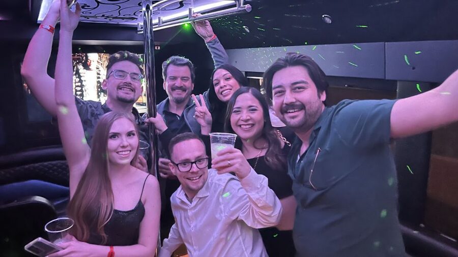 Las Vegas: Skip-the-Line VIP Nightclub Crawl - The dress code can make or break the night