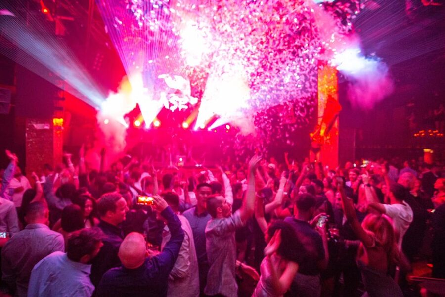 Las Vegas: VIP Nightlife Tour to Bar, Nightclub & Strip Club - The open-bar party bus is the main attraction