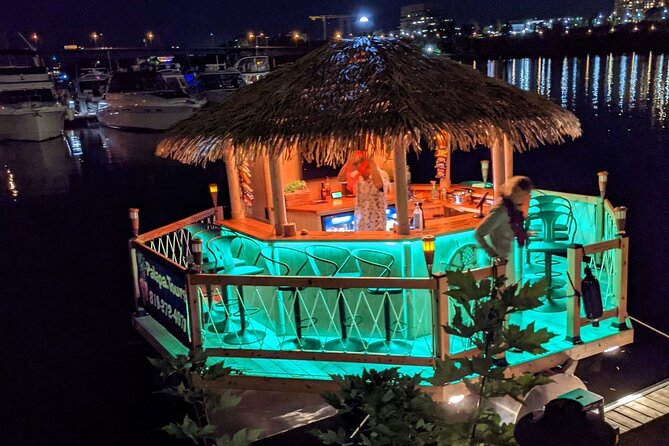 Lilo Floating Tiki Bar on the Ottawa River - Who will enjoy the Lilo most