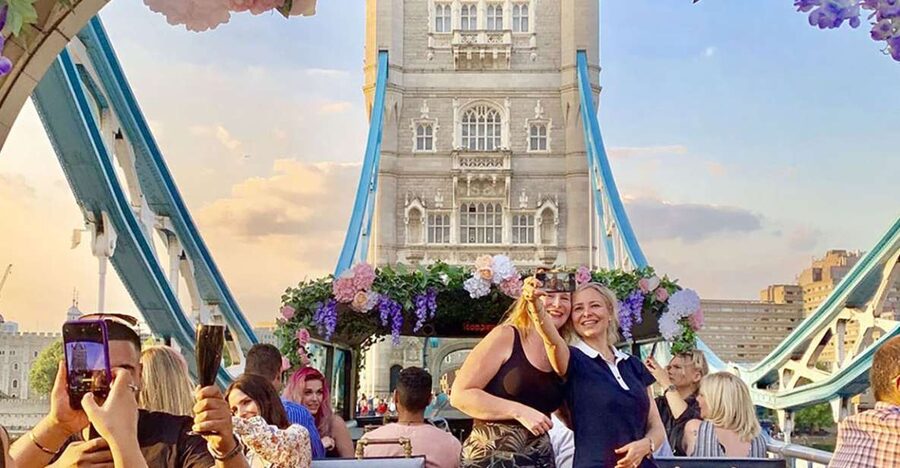 London: Bar Bus Tour by Tootbus - Cancellation and booking flexibility