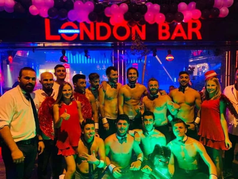 London Bar Meetup: Entry, Safe Original Drink & Transfer - Starting the night with a hotel transfer