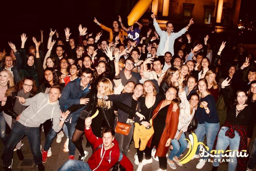 London : Central London Bar Crawl with discounts on drinks - Four venues, four shots, and one wristband