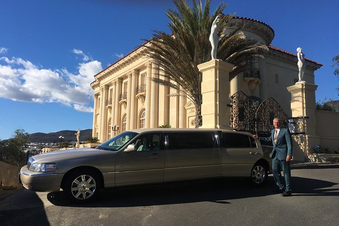 Los Angeles 6-Hour Custom Private Tour in a Dual Bar Limo - Rodeo Drive and the Beverly Hills sign