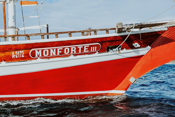 Luxury Lagoon Cruise with Onboard Chef and Signature Cocktails - Lunch cooked aboard, not pulled from a cooler