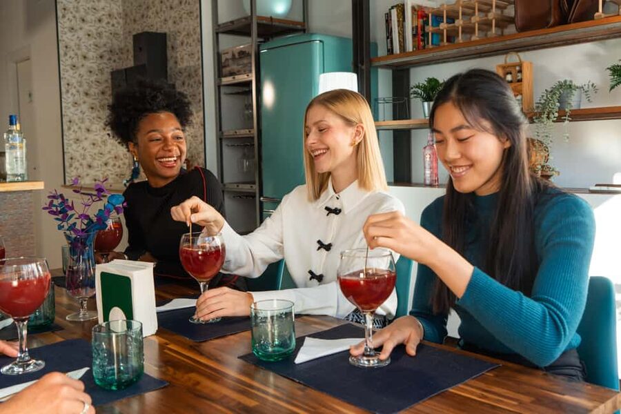 Madrid: Spanish Cocktail Workshop - Sangria, Tinto de Verano & Calimocho - Three Spanish drinks in one compact class
