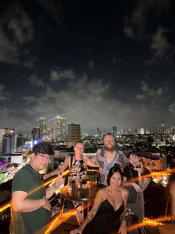 ⭐ Makati Bar Hopping and Pub Crawl Tour with Venus ⭐ - Speakeasies and Cocktail Bars First