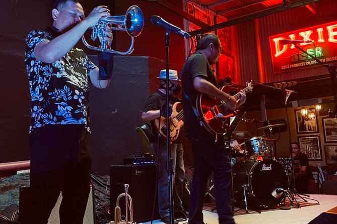 Makati: Music Clubs, Rooftops, and Go Go Bars Nightlife Tour - Live music at Bourbon New Orleans PH