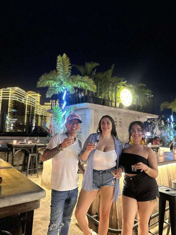 Makati Rooftop and Hidden Bars Experience - The dress code and practical details