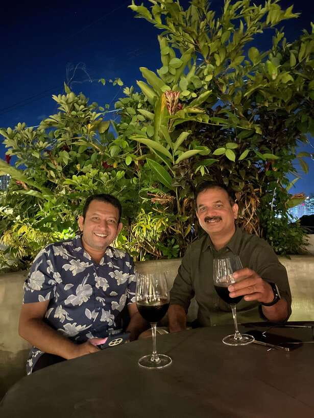 Makati Rooftop Barhopping with Local Guide - Should you book the Makati rooftop barhopping tour?