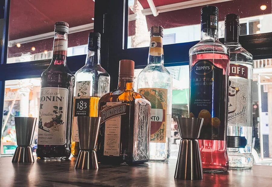 Malta: Cocktail and Chocolate Masterclass - Why the one-hour schedule matters