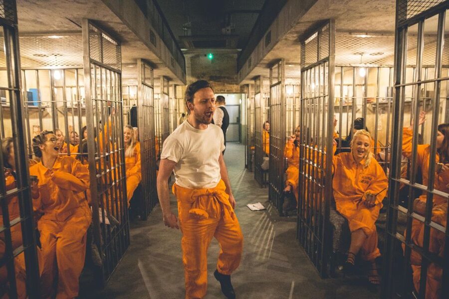 Manchester: Alcotraz Immersive Cocktail Experience Ticket - Orange jumpsuits and a movie-style prison set