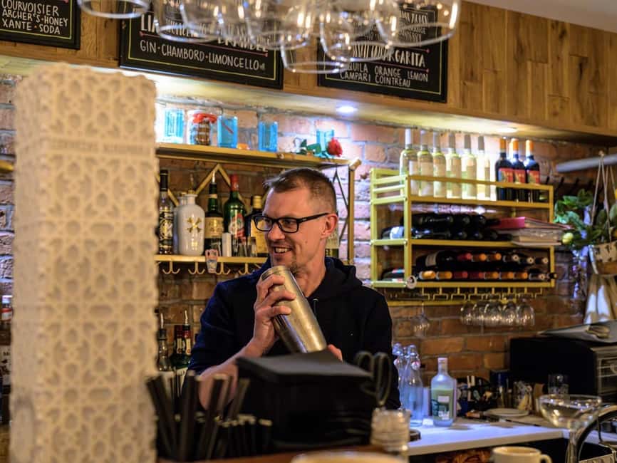 Manchester: Private Cocktail Masterclass & Sicilian Food - Starting at Dirextra Wine & Cocktails School
